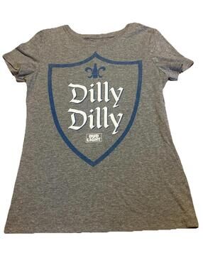 Bud Light Dilly Dilly T Shirt Womens Medium Gray Graphic Tee Beer Funny Shirt
